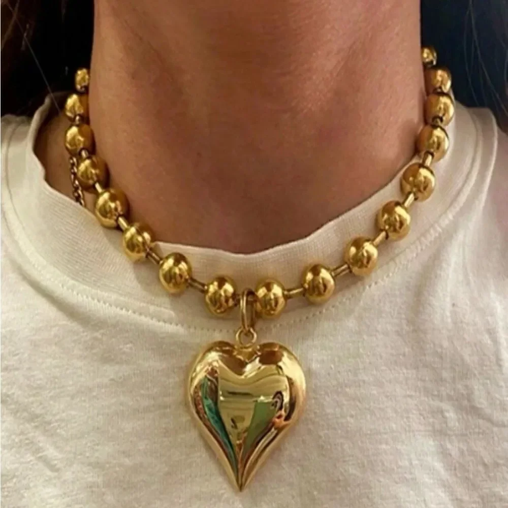 Gold Beaded Heart Pendant Necklace Fashion Necklace